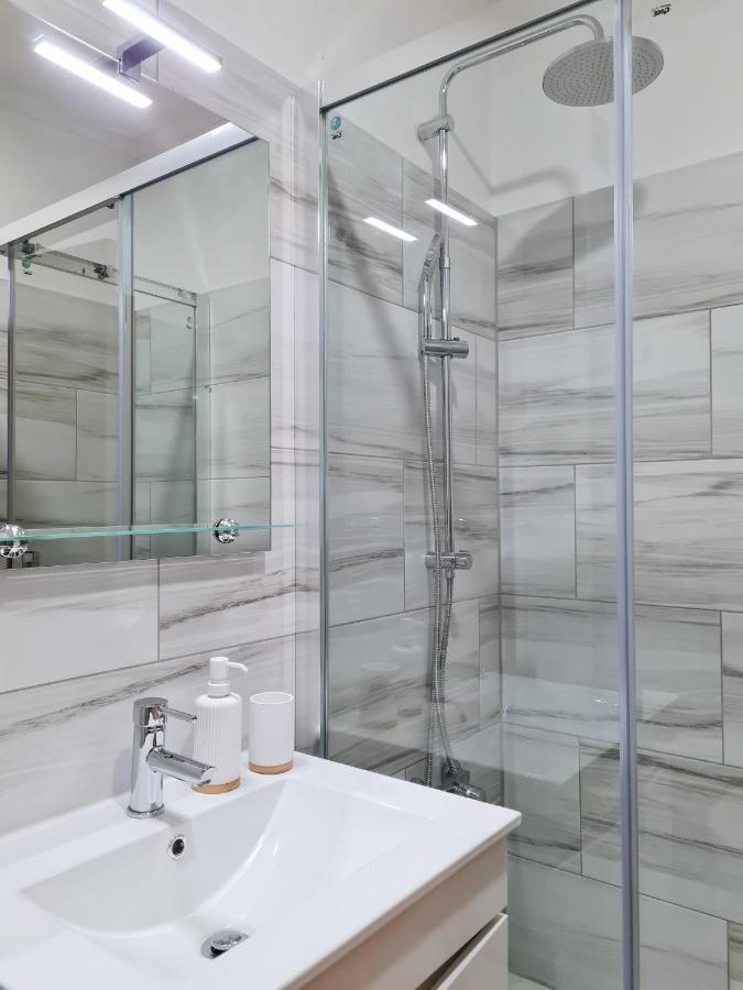 Casa Tombua - Pool - Beach & Center 300M - Ac - Wifi Карвоейру Экстерьер фото