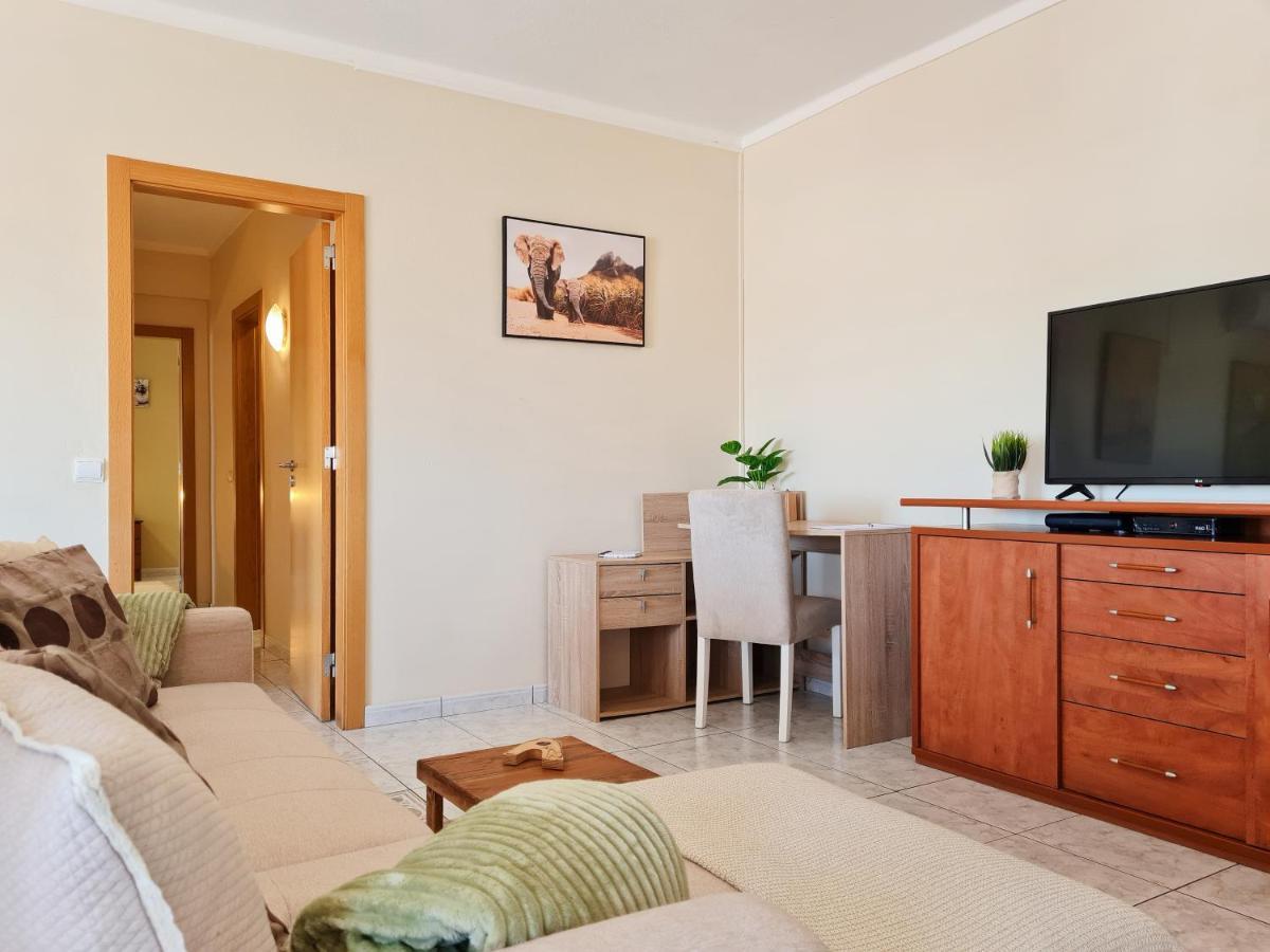 Casa Tombua - Pool - Beach & Center 300M - Ac - Wifi Карвоейру Экстерьер фото